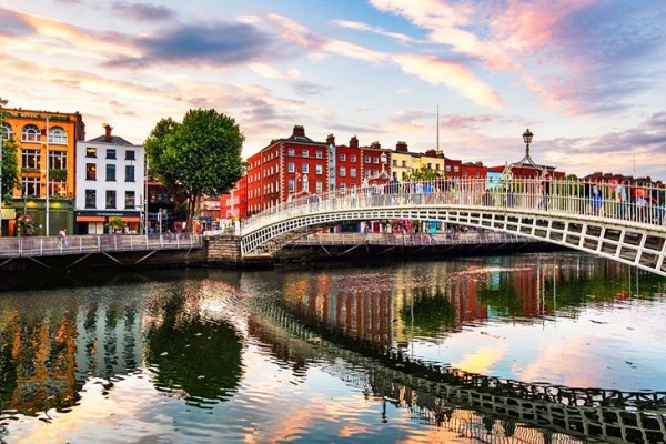 Ha'penny Bridge, Dublin